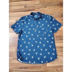 Chubbies short-sleeve button-down shirt featuring an allover lobster Print Size